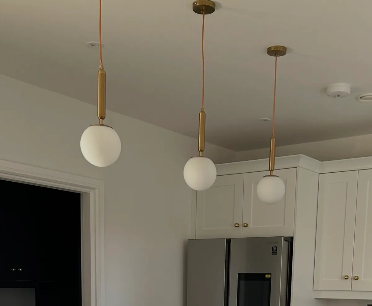 3 Pendant Lights - Image 1