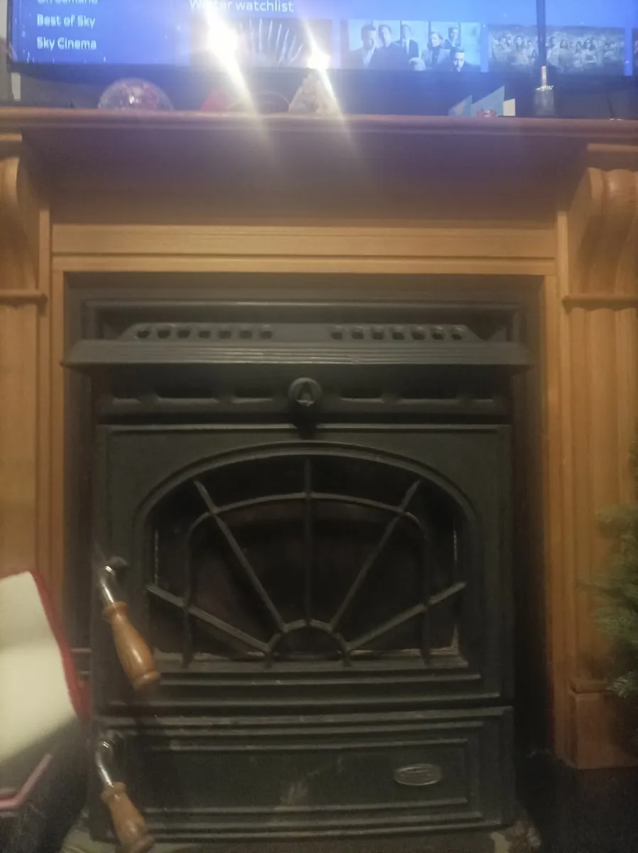 Stanley erin stove with boiler - Image 1