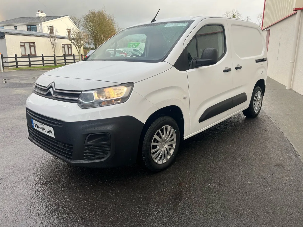 Citroen Berlingo 2022 - Image 1