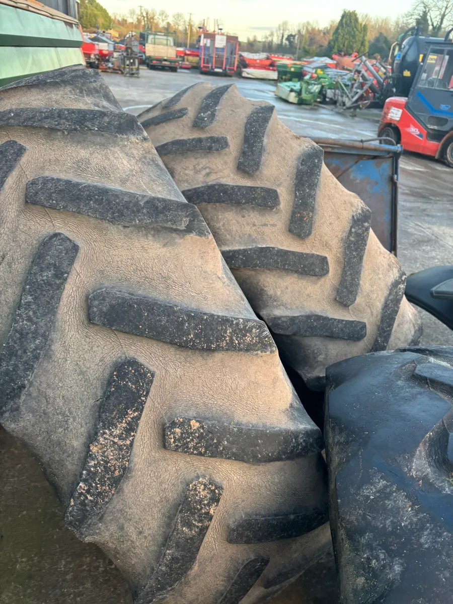 4 S/H TYRES 16-9x34 13-6x24 - Image 1