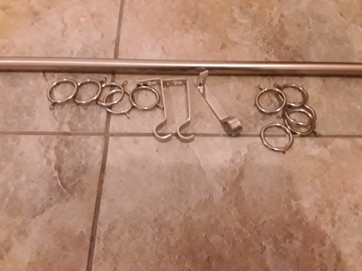 Metal curtain pole glass-shaped knobs extendable - Image 3