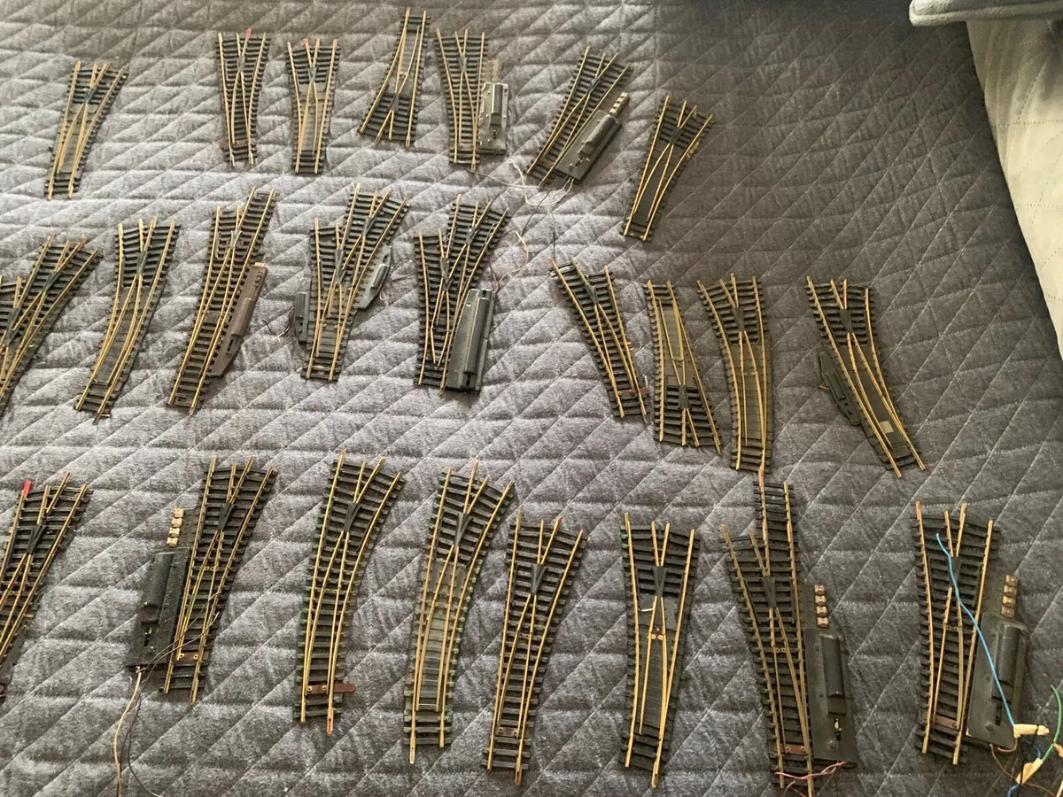 Model Train Tracks - Image 1