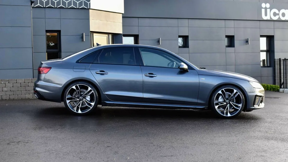 Audi A4 2.0 A4 S Line 35 TDI MHEV Semi-Auto 4dr - Image 4