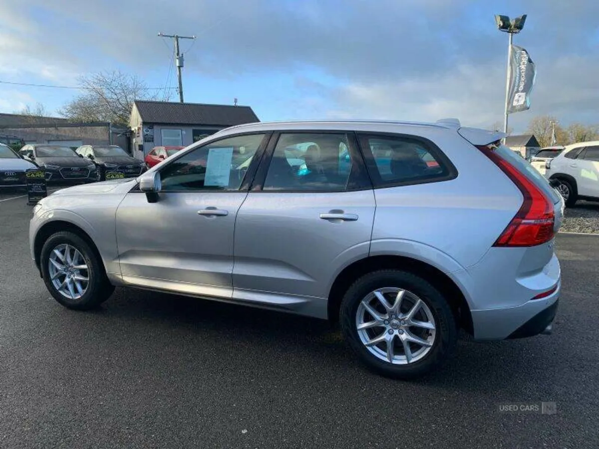 Volvo XC60 Momentum - Image 3