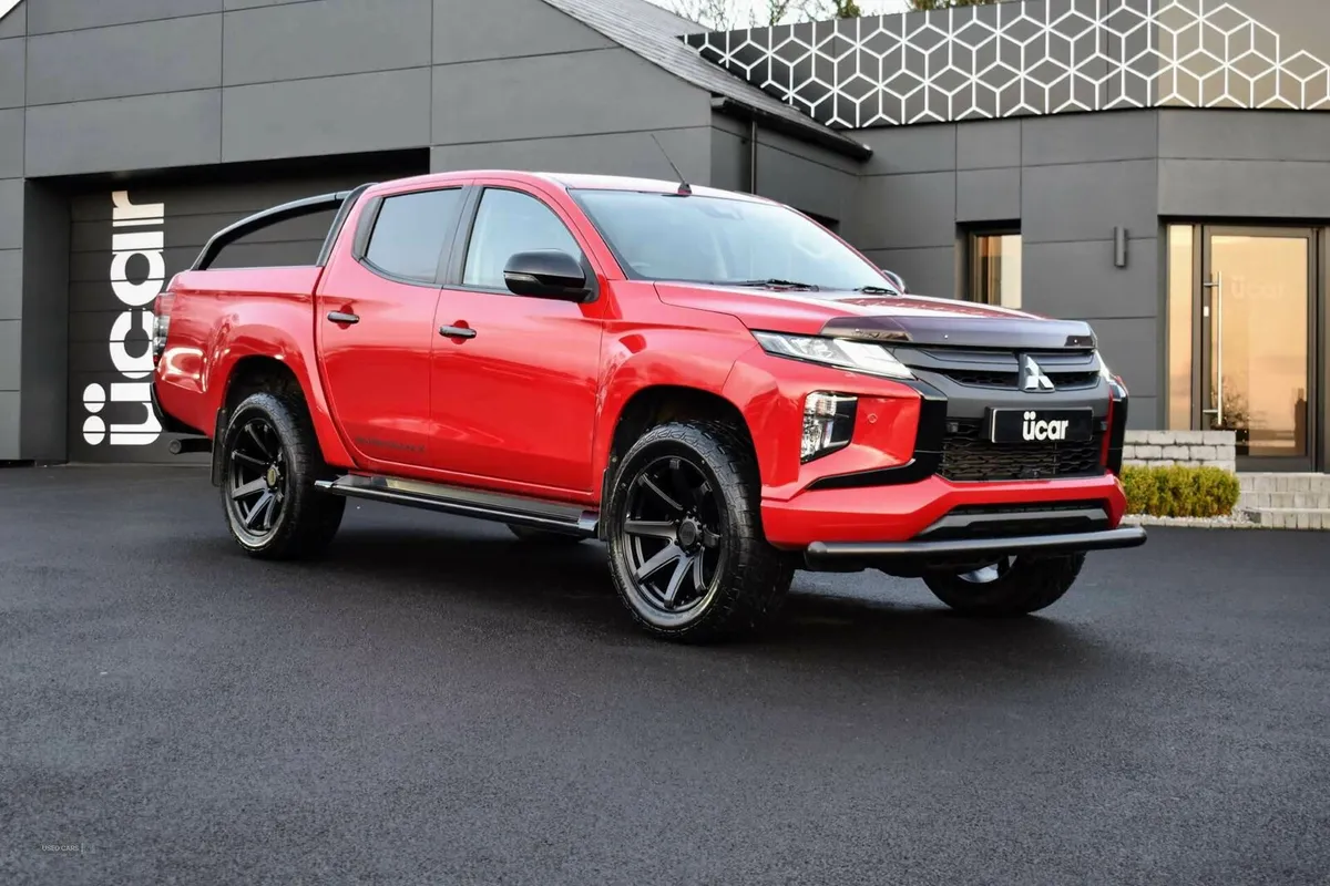 Mitsubishi L200 2.3 L200 Barbarian X DI-D Auto 4WD - Image 1