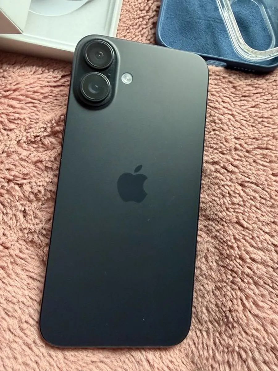 iphone 16 plus - Image 3