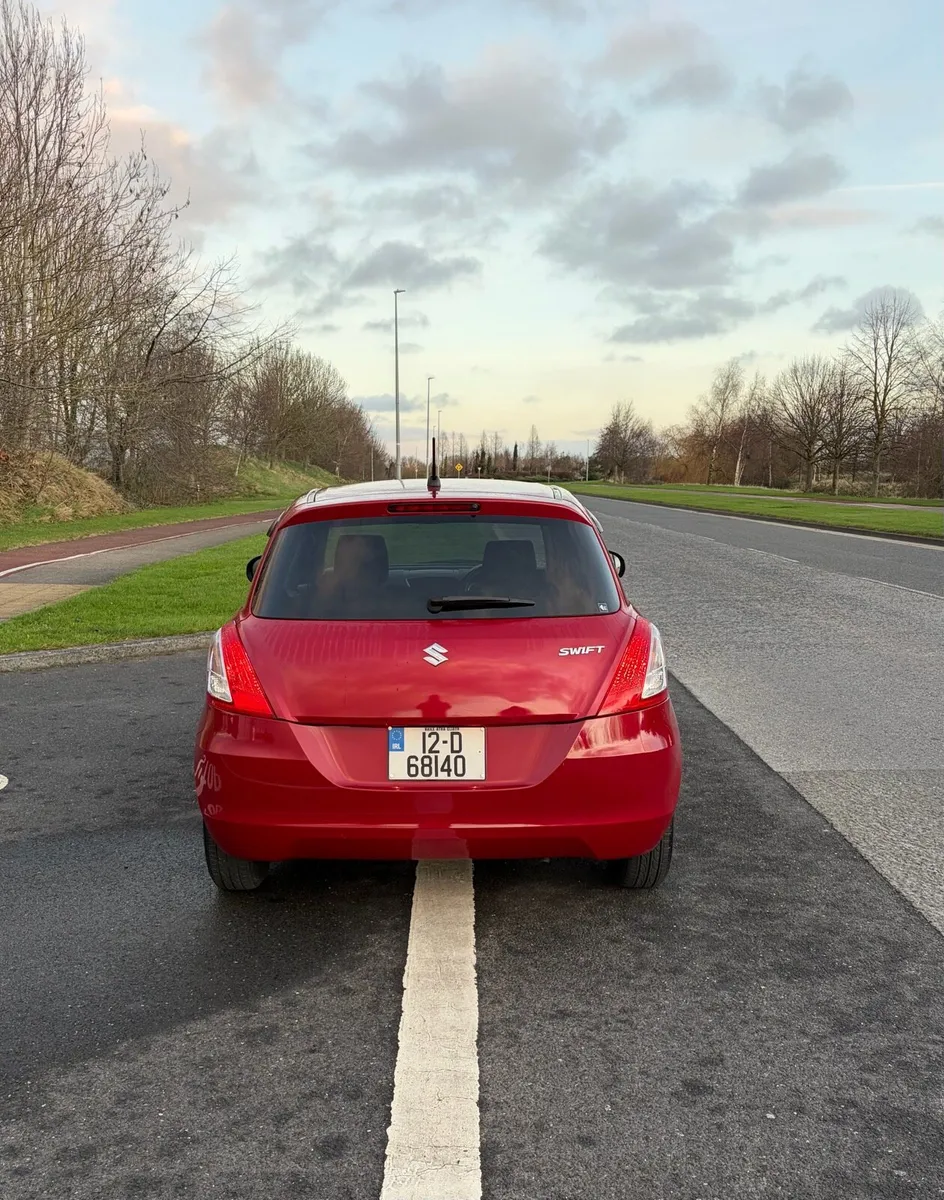 2012 Suzuki Swift 1.2 Auto LOW KILOMETRES - Image 4