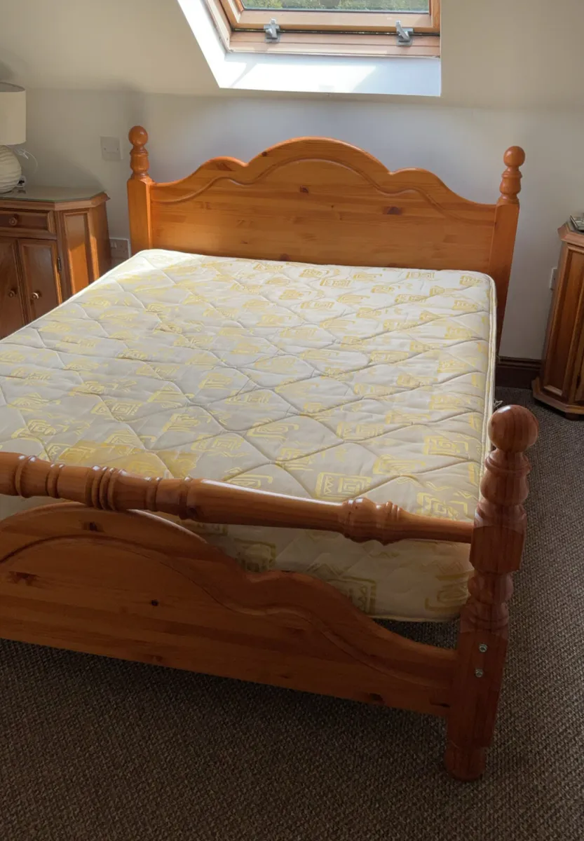 Brand new. Solid pine king base bed - Image 2