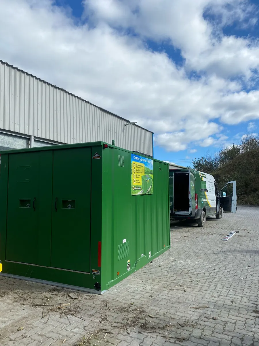 Mobile welfare unit solar - Image 2