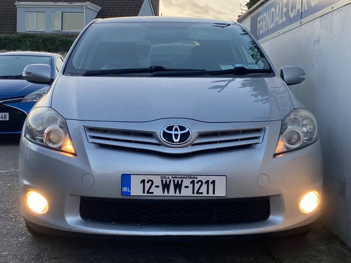 Toyota Auris 1.4 Dsl Sport Nct 8/26 - Image 3