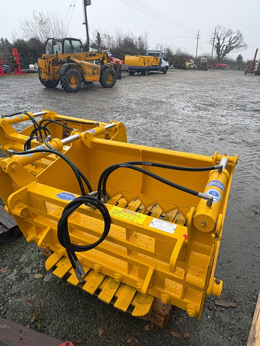 New Johnston Shear Grabs 4'6 / 5'2 - Image 3