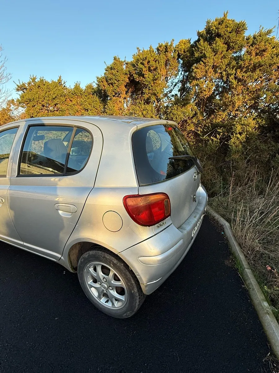 Toyota Yaris - Image 3