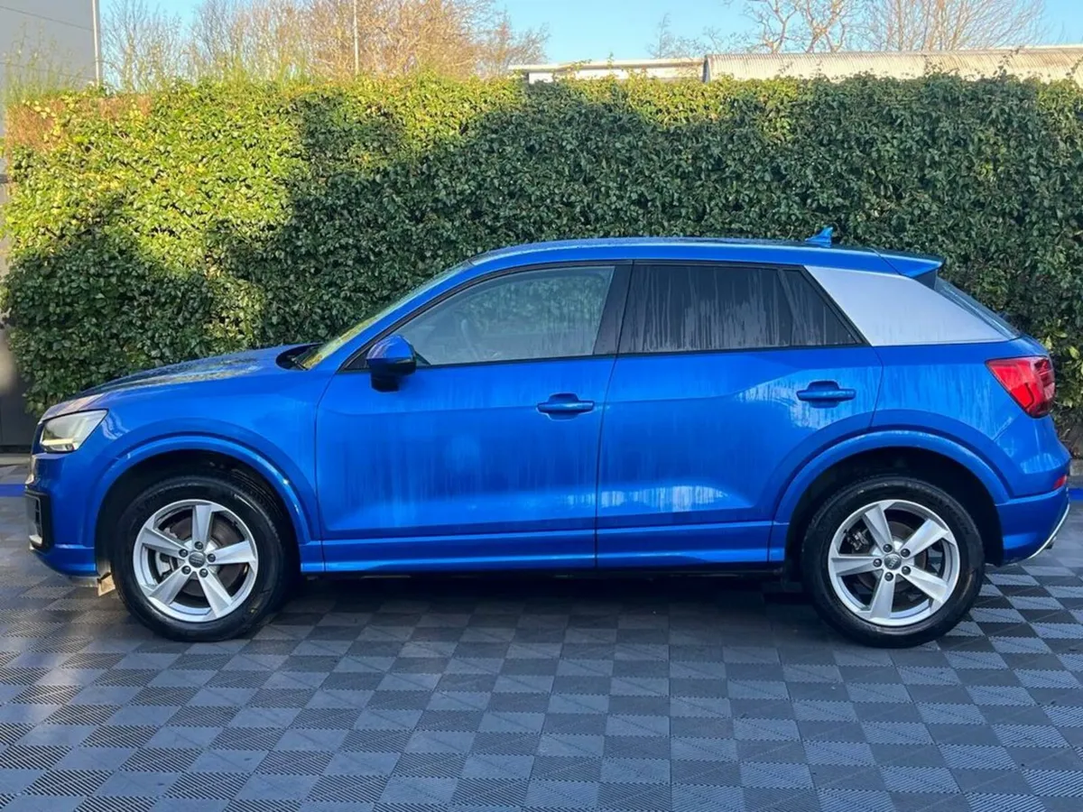Audi Q2 SPORT 1.0 TFSI // LOW MILEAGE // HEATED SE - Image 3