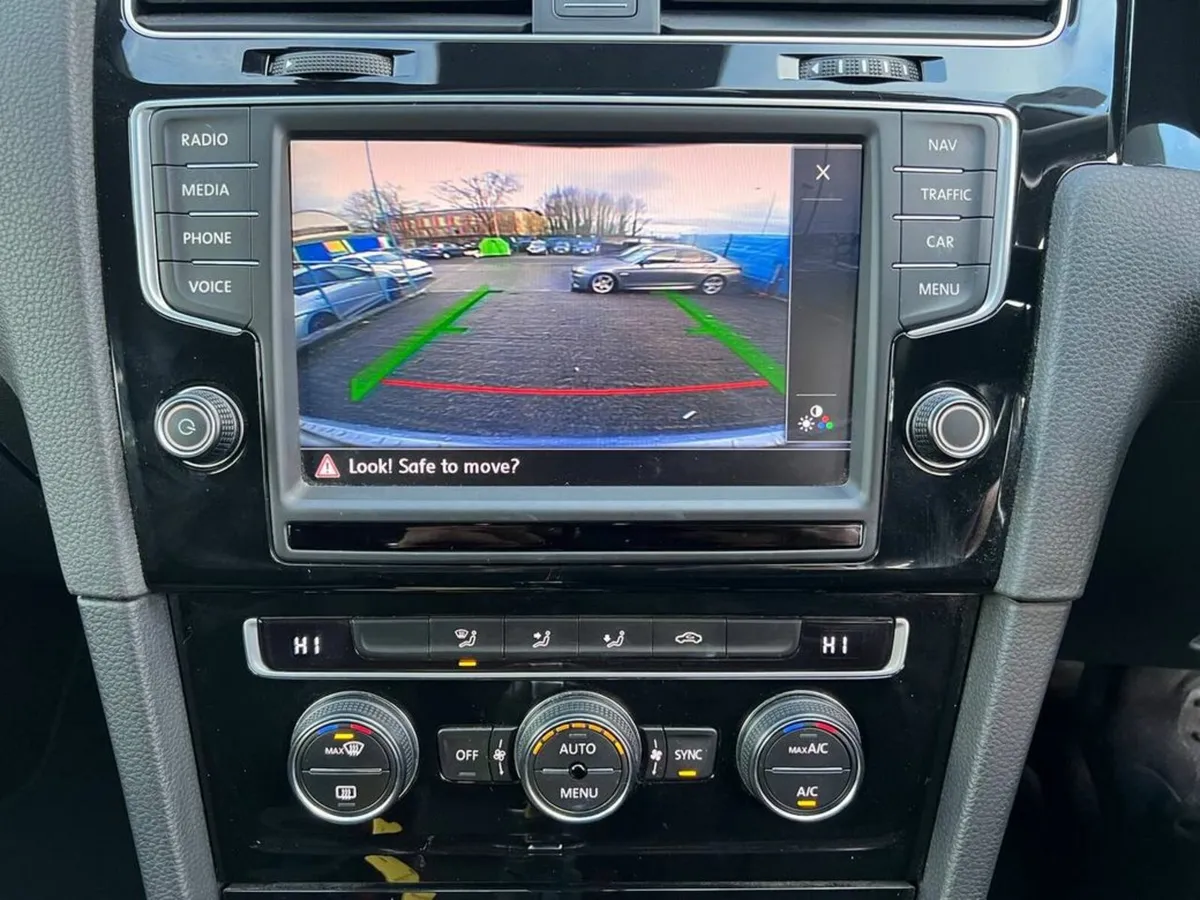 Volkswagen Golf HIGHLINE 1.4 TSI AUTO // NEW NCT / - Image 3