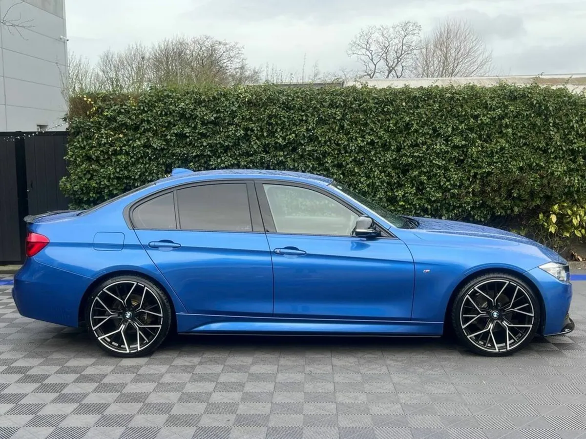BMW 3-Series 320d M-SPORT COMPETITION // SERVICE H - Image 2