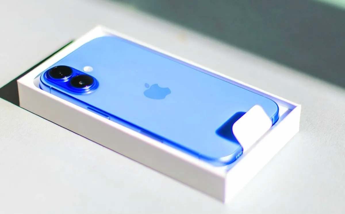 Iphone 16 BRAND new - Image 3