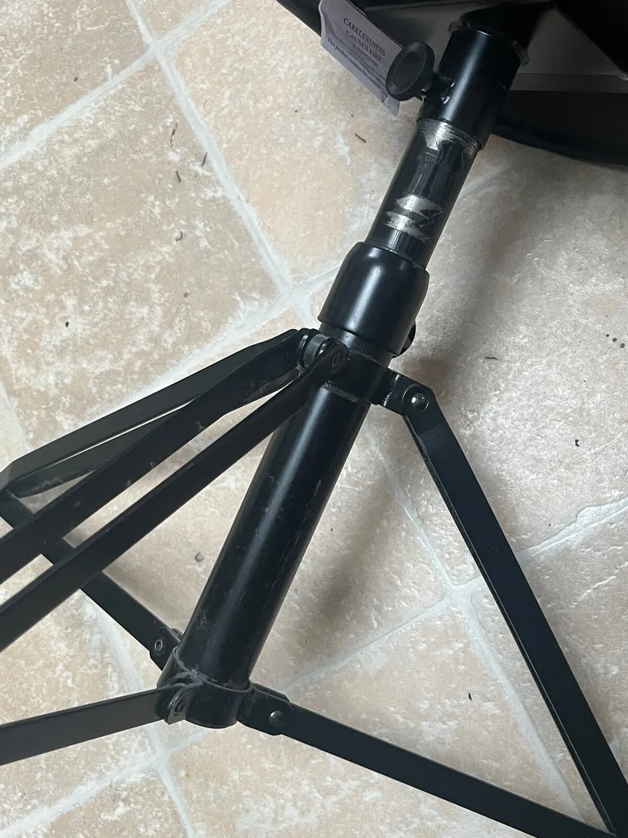 Music stool - Image 2