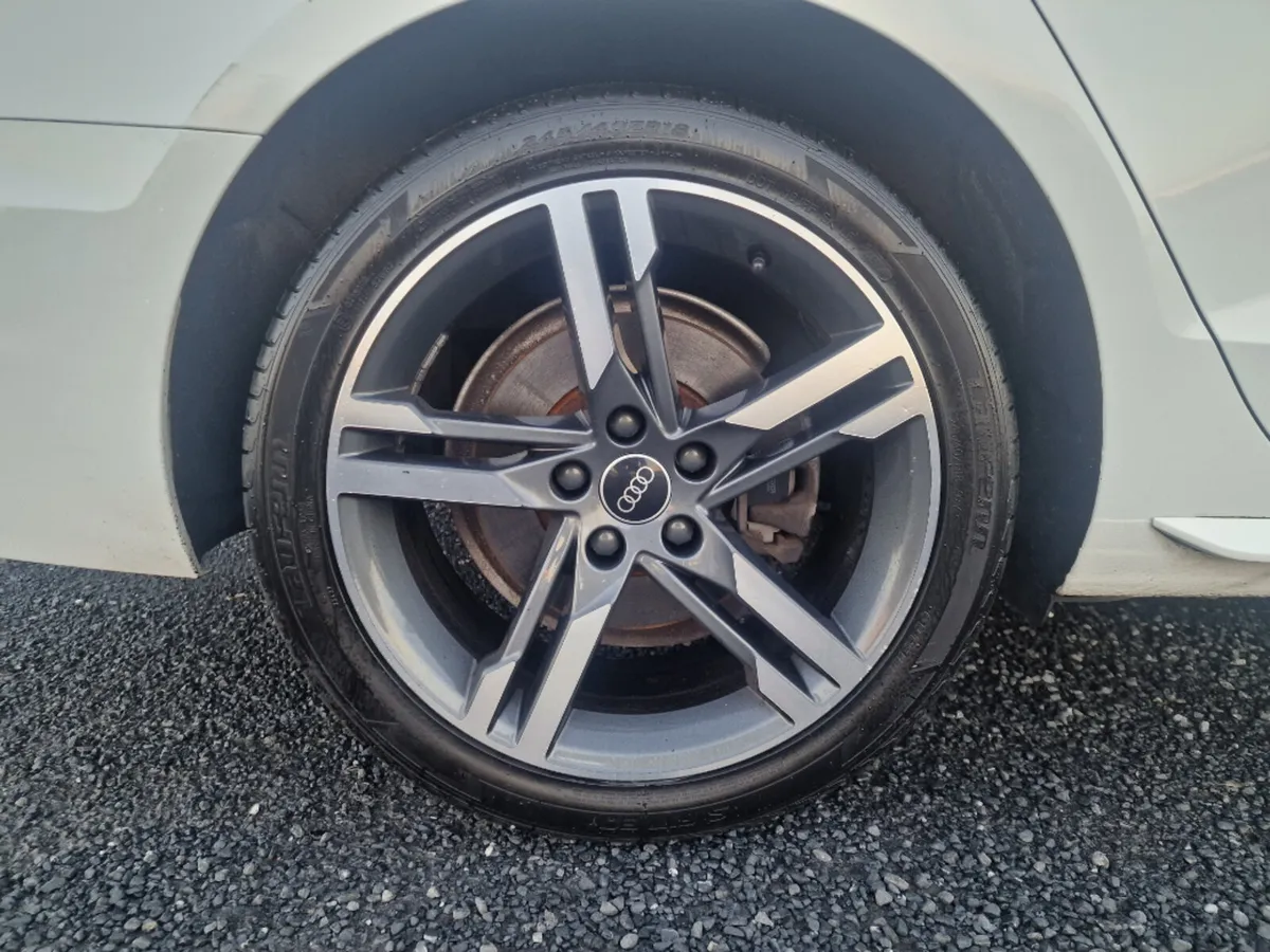 Audi A4 Limousine 30 TDI 136HP S-T SE 4DR Auto - Image 4