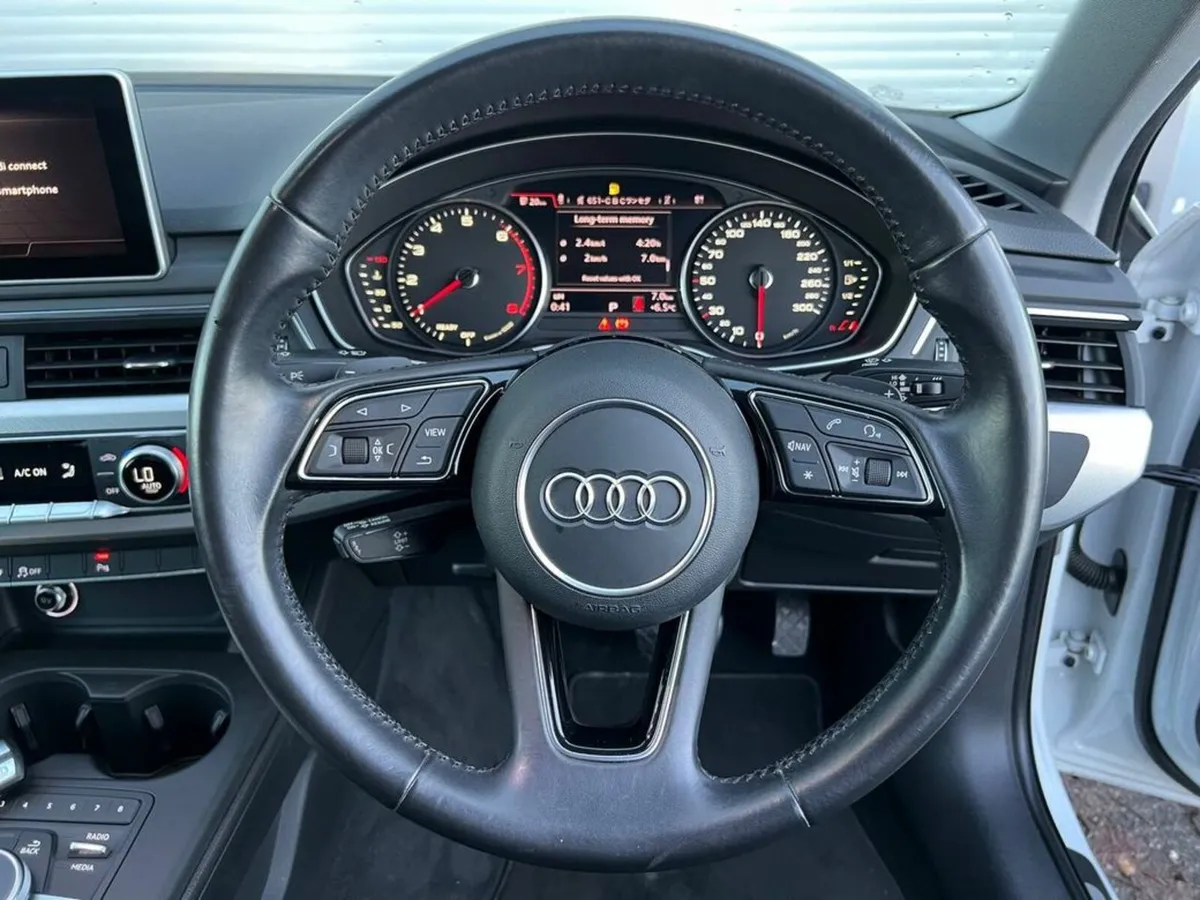 Audi A4 S-LINE PACK 1.4 TFSI // FULL SERVICE HISTO - Image 4