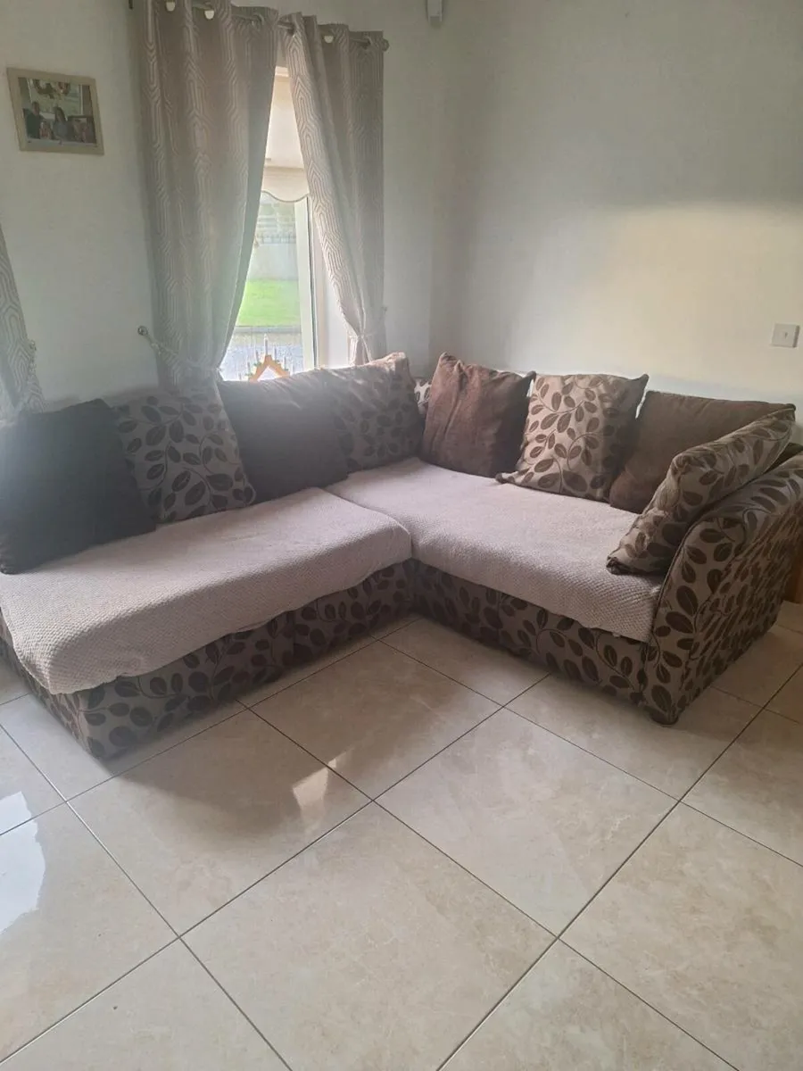 Corner Sofa - Image 1