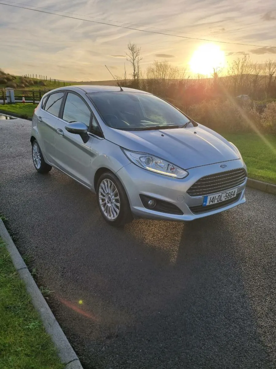 14 Ford fiesta automatic - Image 1