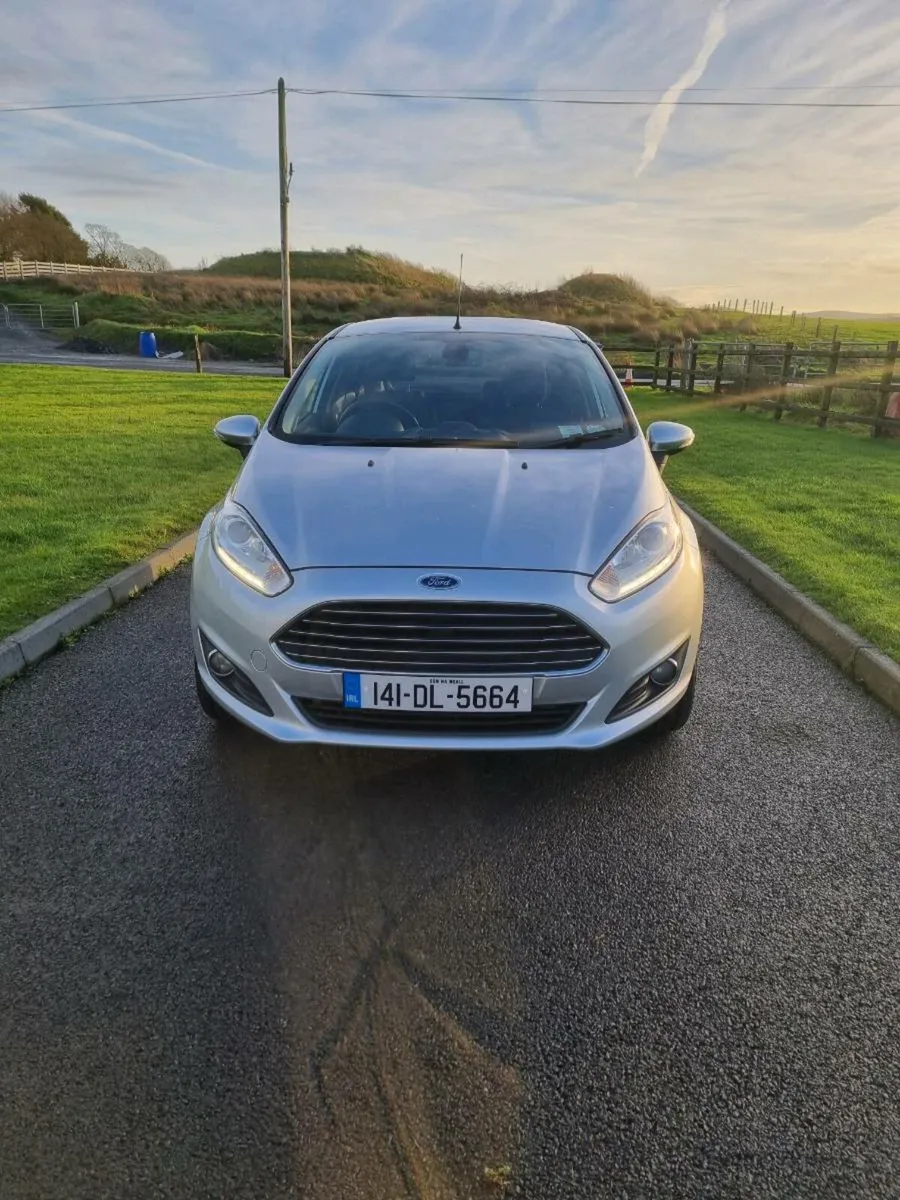 14 Ford fiesta automatic - Image 2