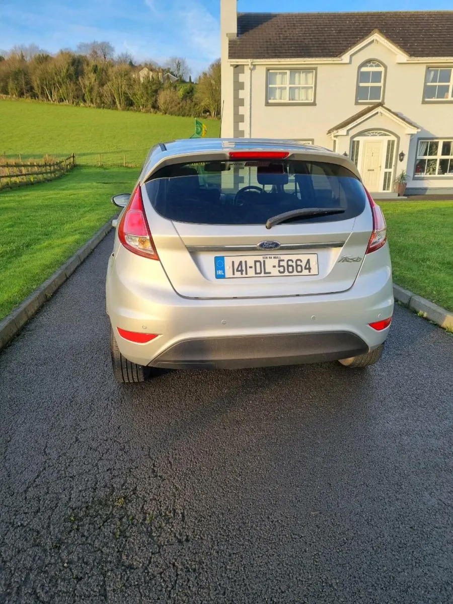 14 Ford fiesta automatic - Image 4