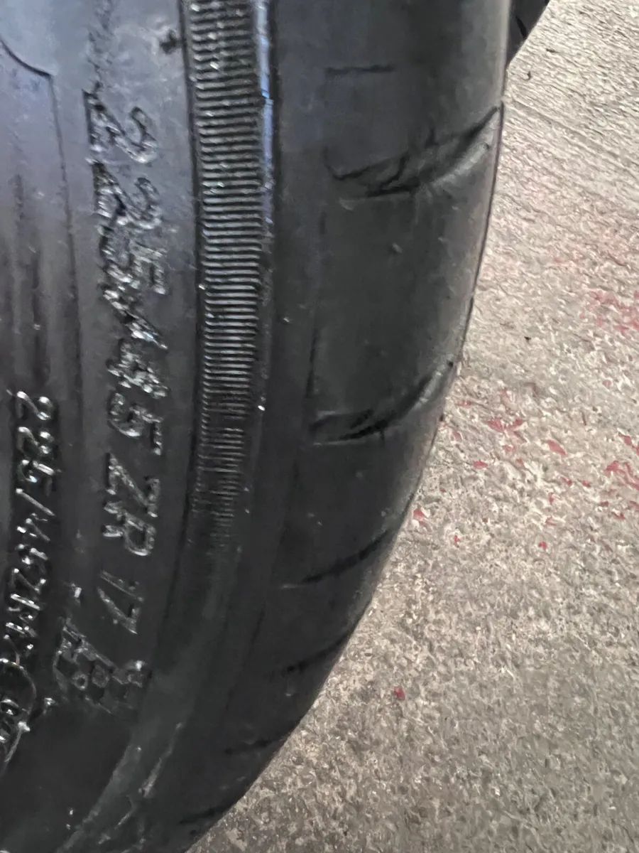 Volkswagen  Original genuine  factory sport - Image 3