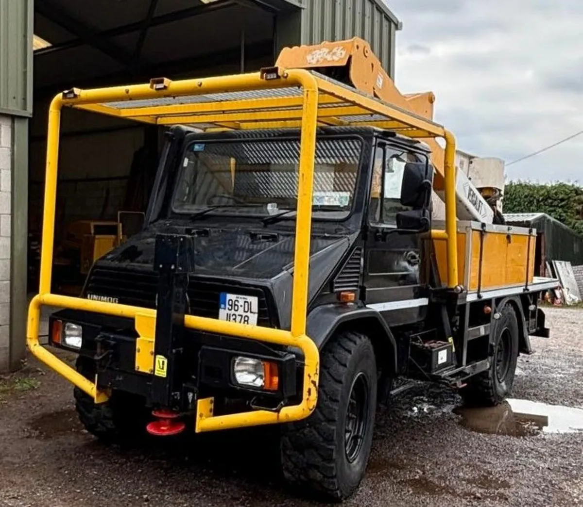Mercedes-Benz 200 Unimog 1996 - Image 1