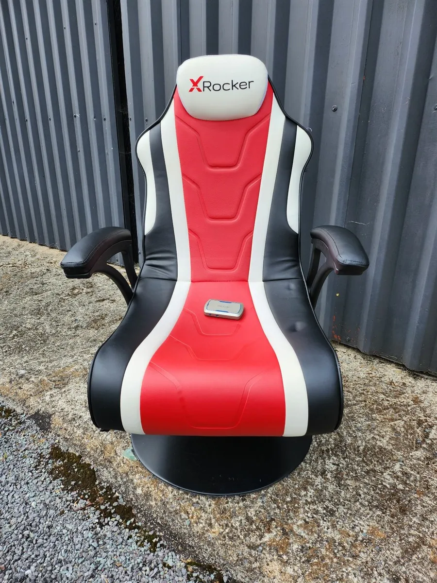 Gaming Chair - Image 1