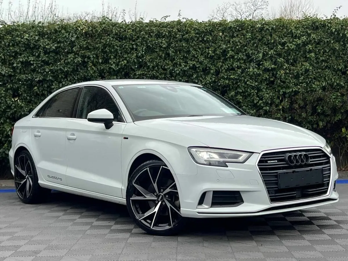 Audi A3 SPORT 2.0 TFSI QUATTRO // NEW 19" S-LINE A - Image 1