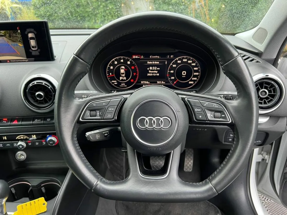 Audi A3 SPORT 2.0 TFSI QUATTRO // NEW 19" S-LINE A - Image 4