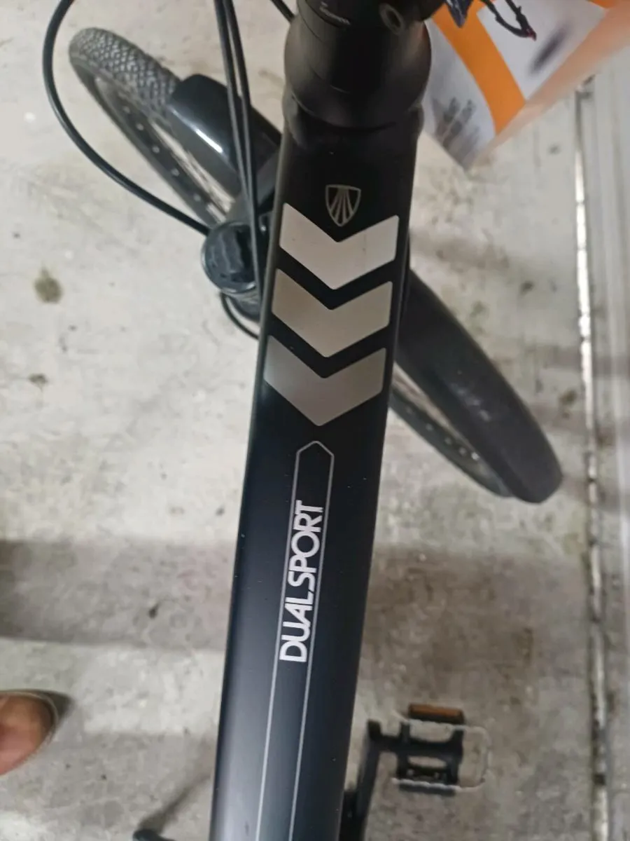 TREK BIKE - Image 3