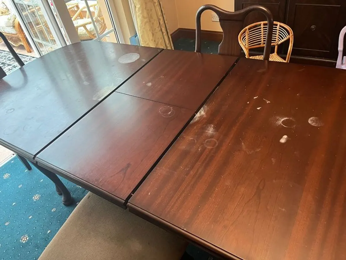 Dining Table and Chairs - Image 4