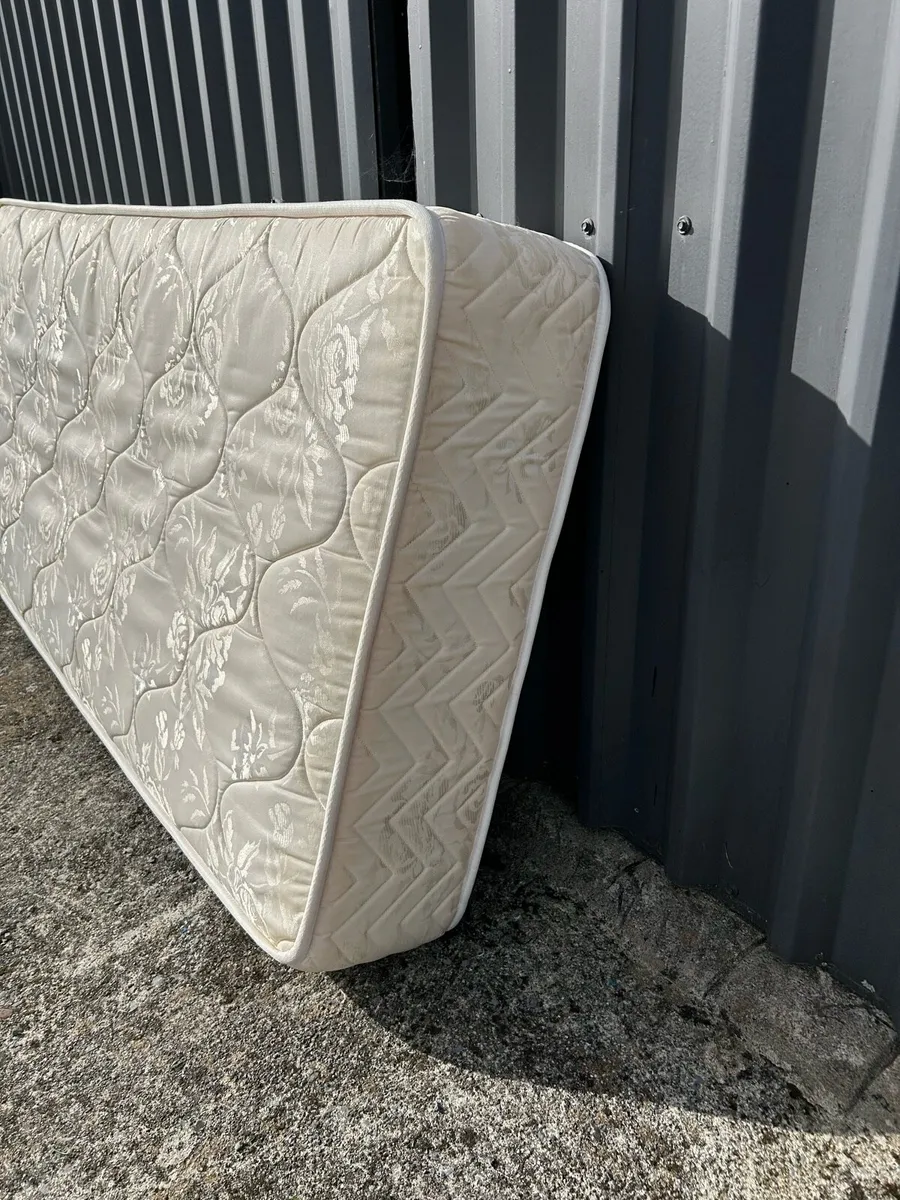 Mattress - Image 3