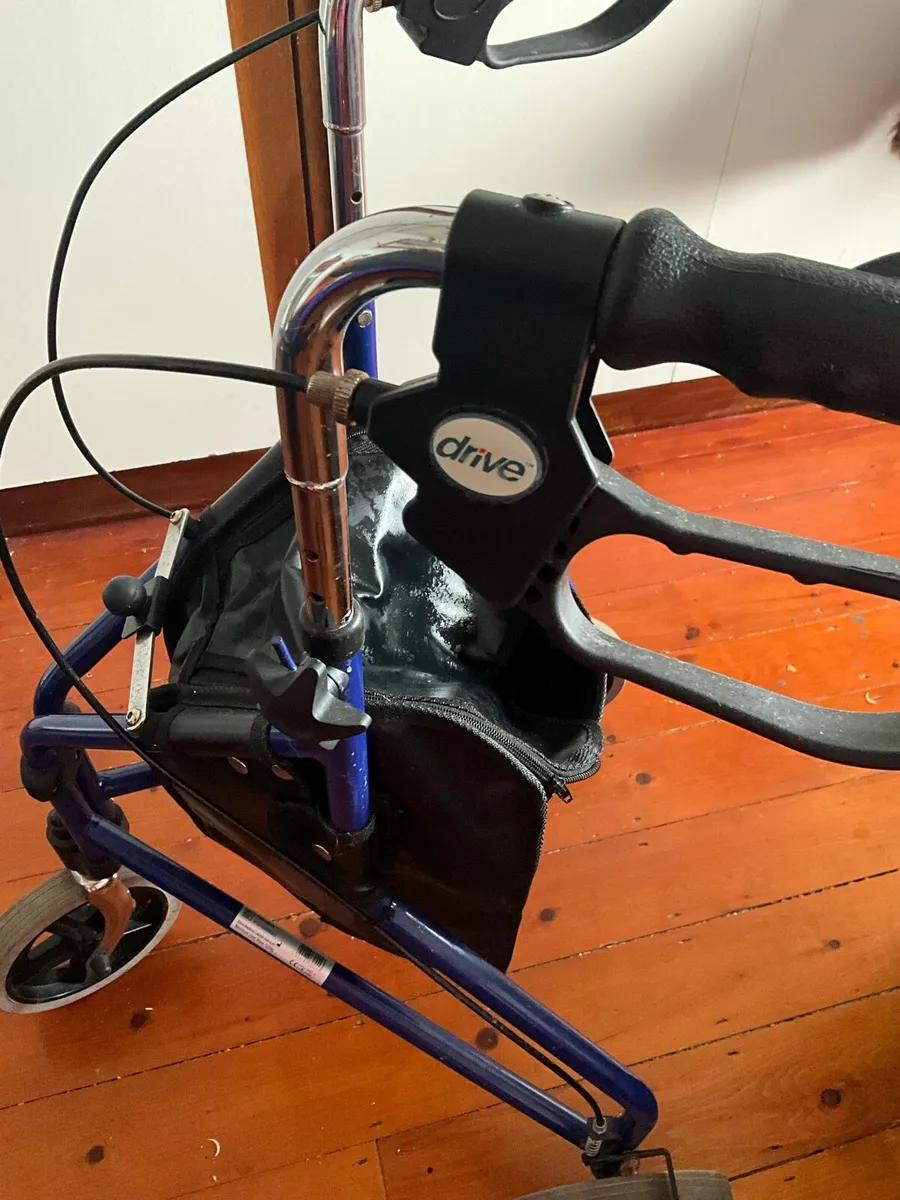 3 Wheel Light Weight Mobility Walker - Image 4