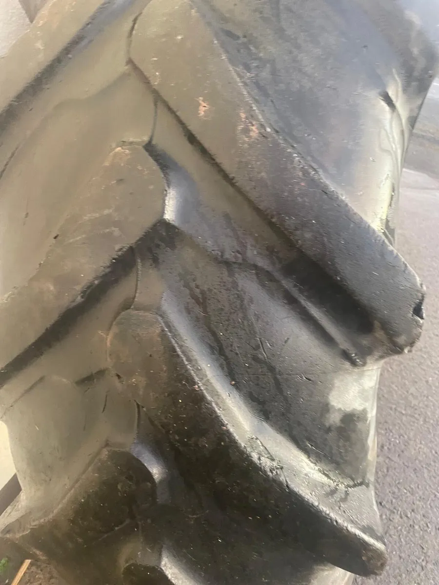 Radial Tyres 18.4 x 38 - Image 3