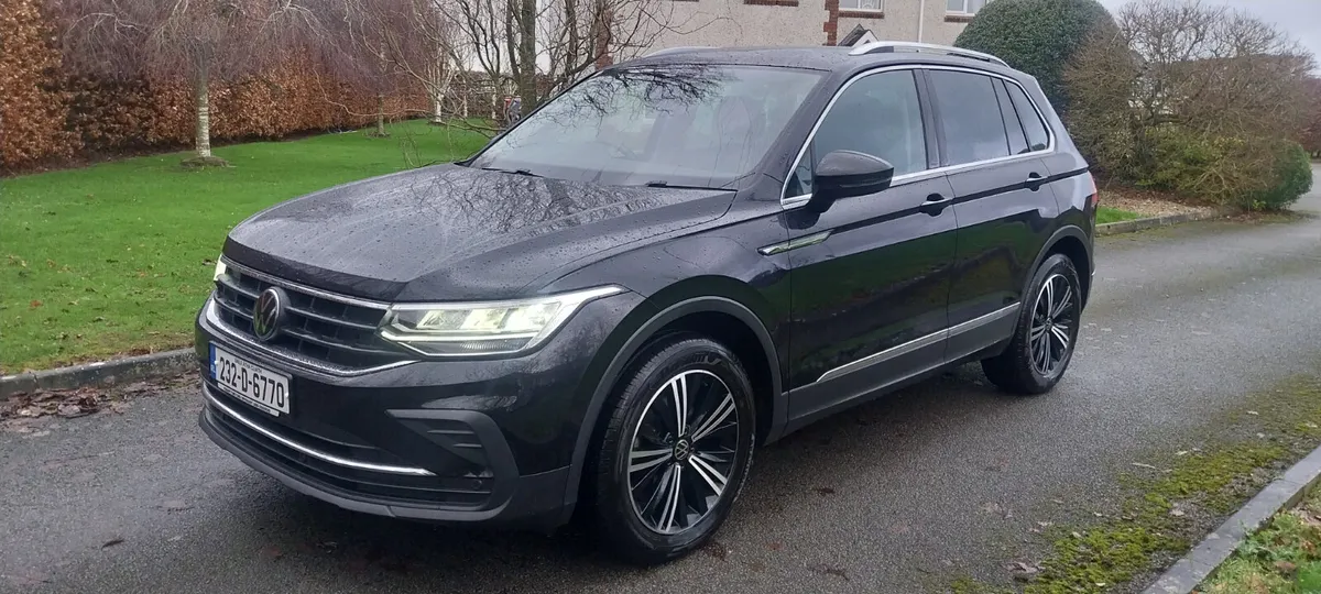 2023 Volkswagen Tiguan 2.0TDI Life Tech Pack 122 - Image 1