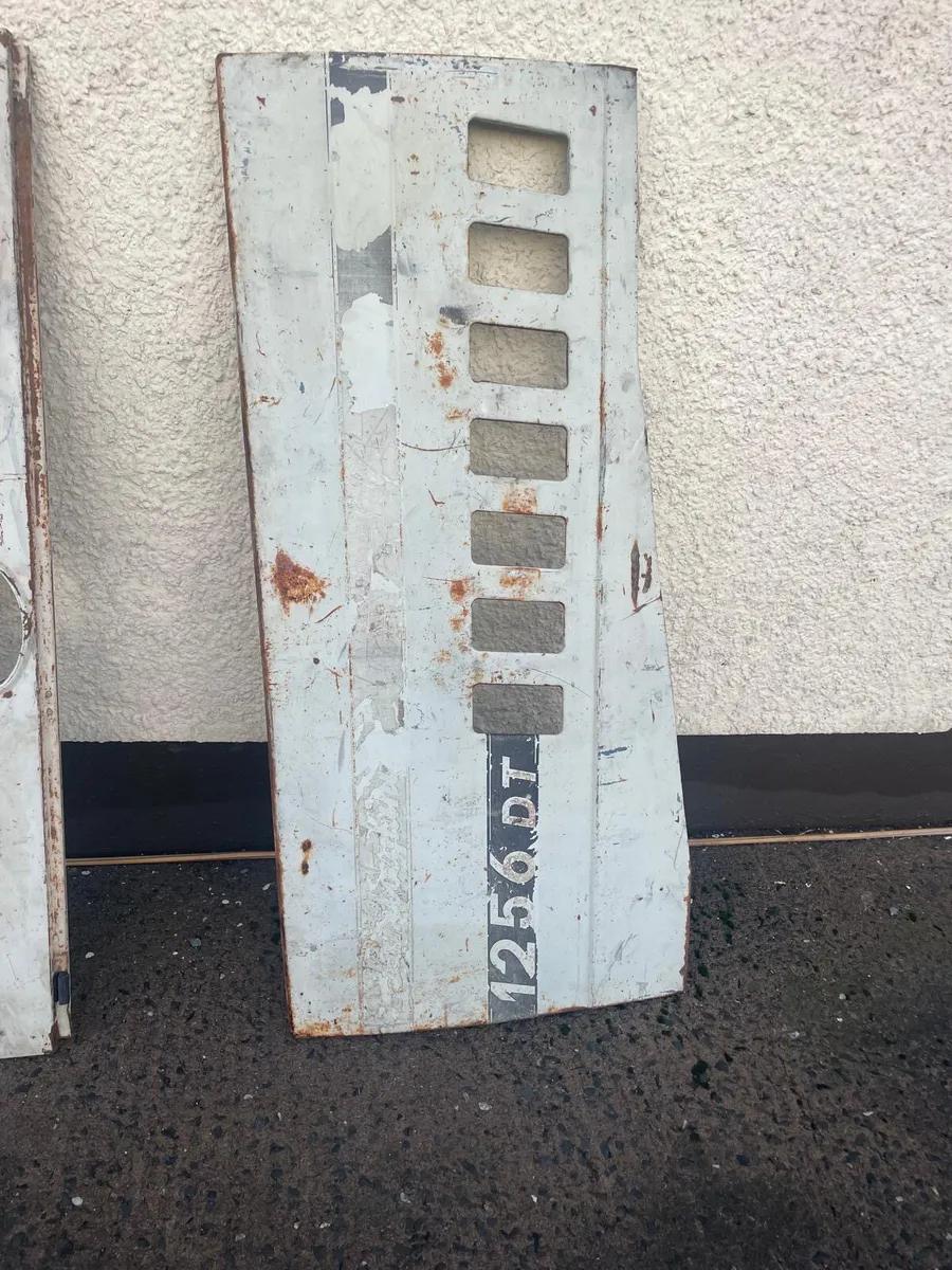 European Lamborghini  1056/1156/1256 Body S - Image 2