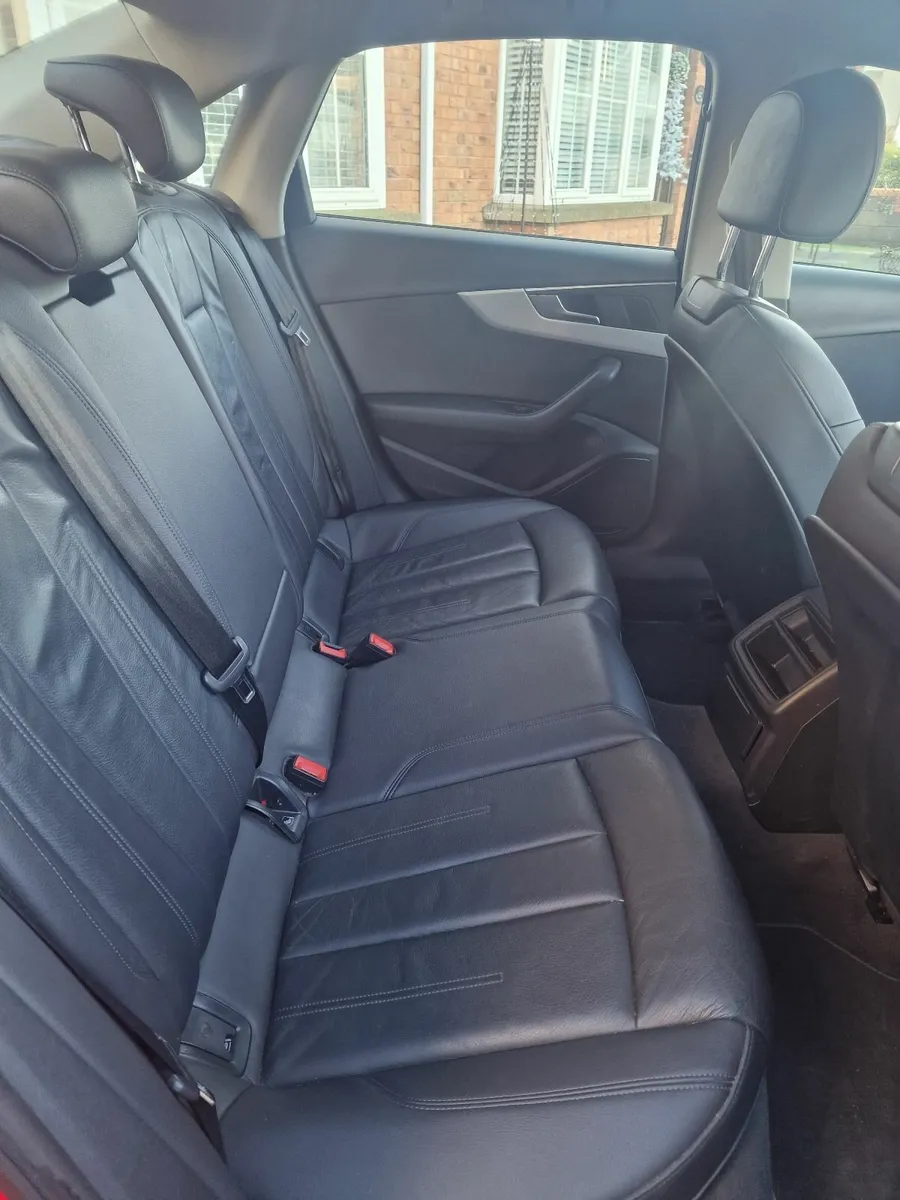 Audi A4 2016 - Image 2