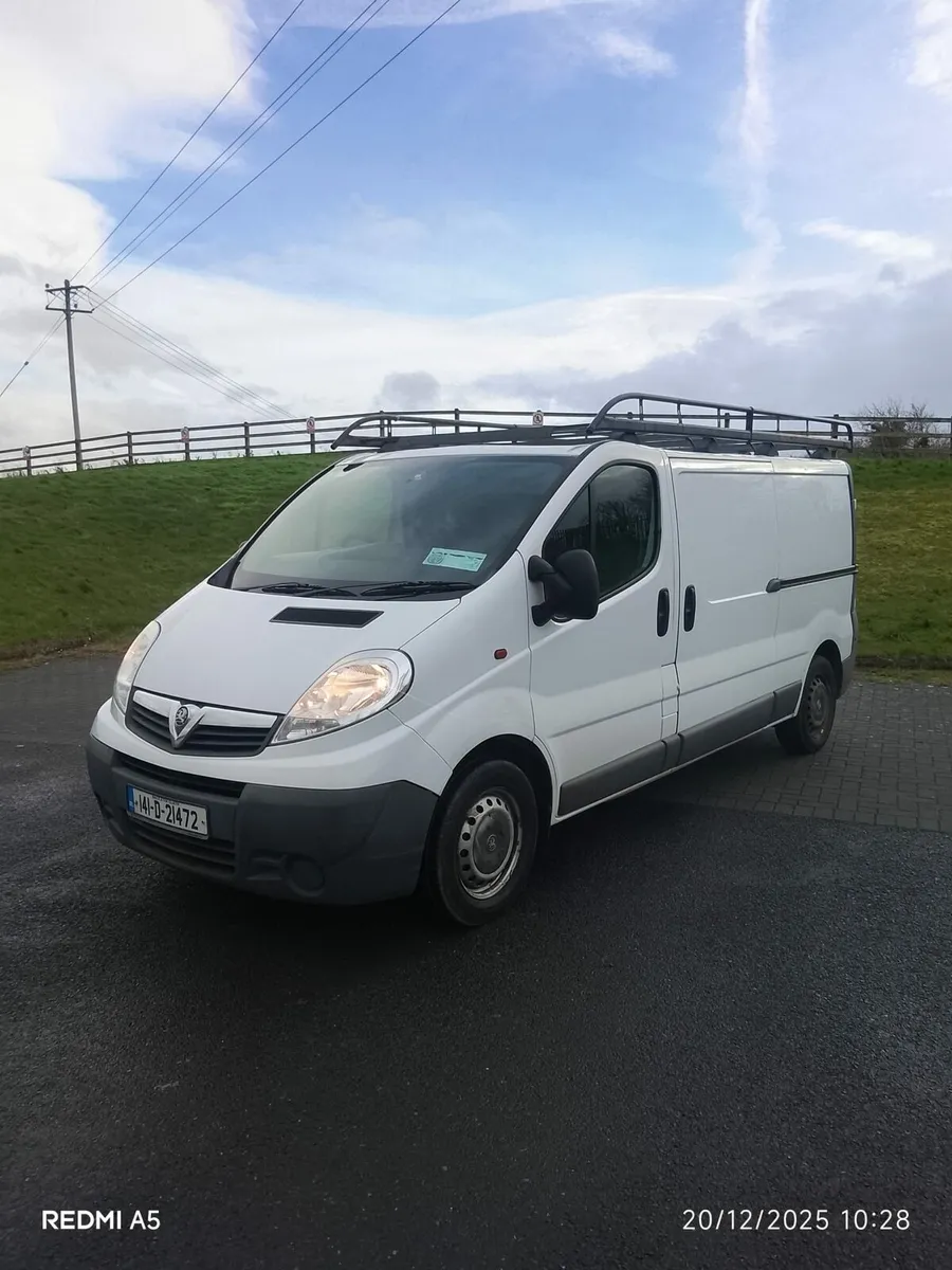141 Vauxhall Vivaro lwb 115Bhp 6 speed - Image 2