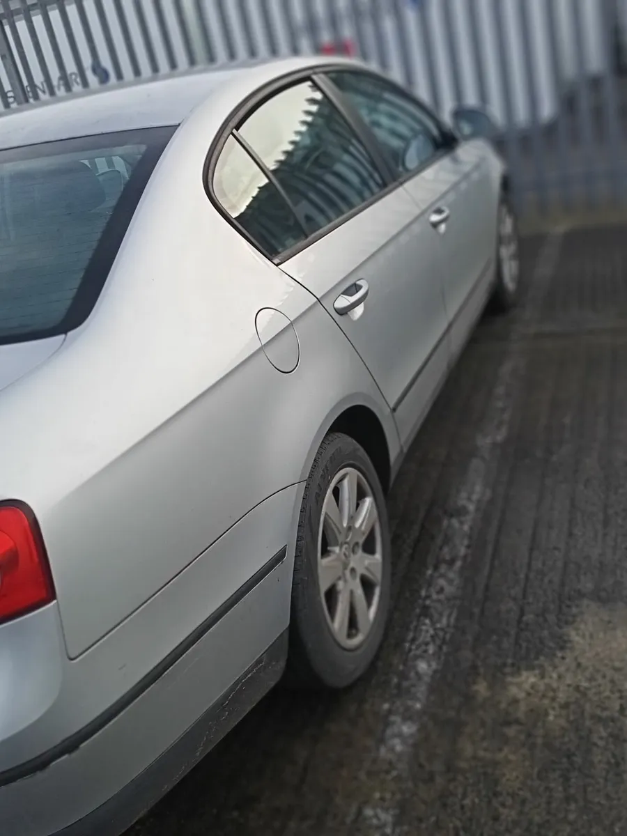 Volkswagen Passat 2007 - Image 1