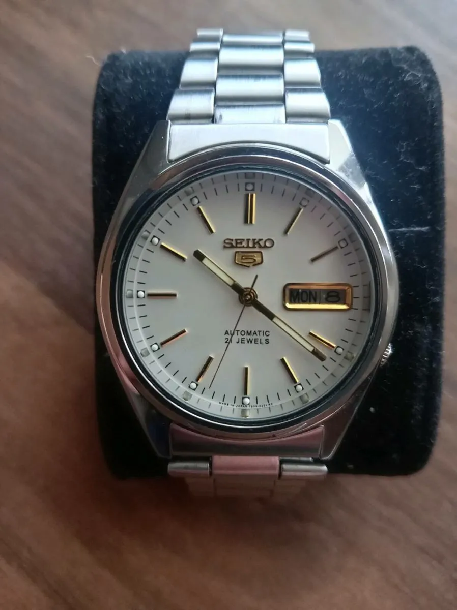 Genuine Seiko 5 automatic gents watch - Image 2