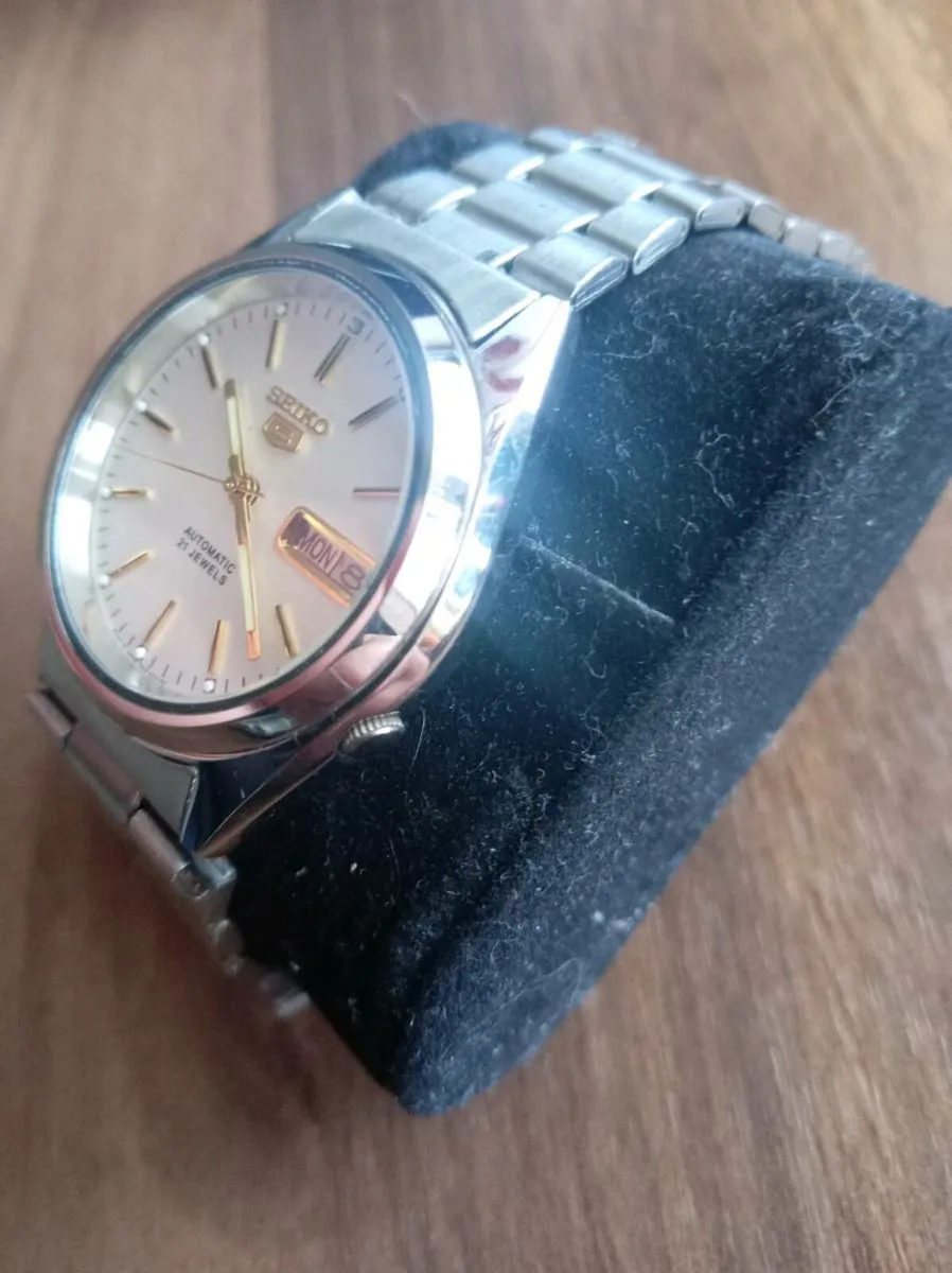 Genuine Seiko 5 automatic gents watch - Image 3