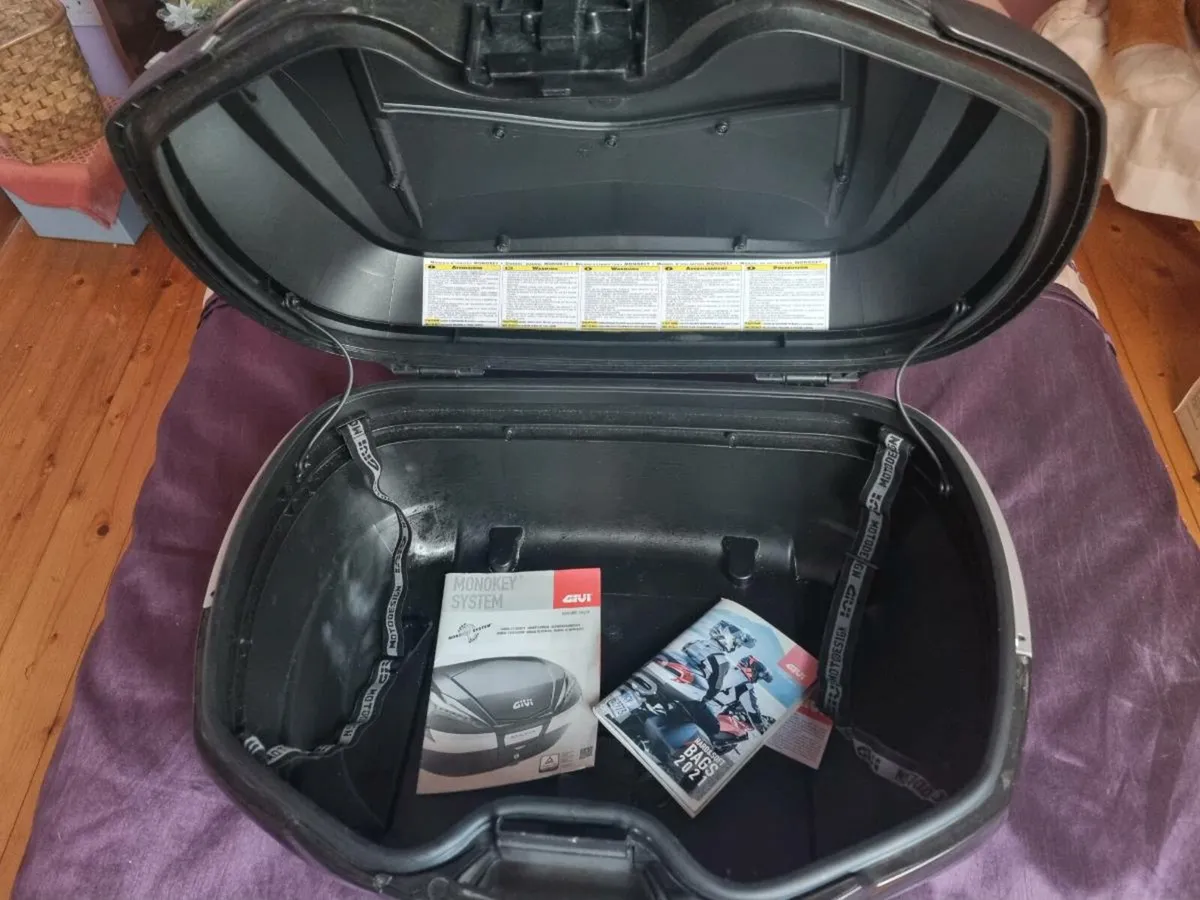 Top box Givi - Image 2
