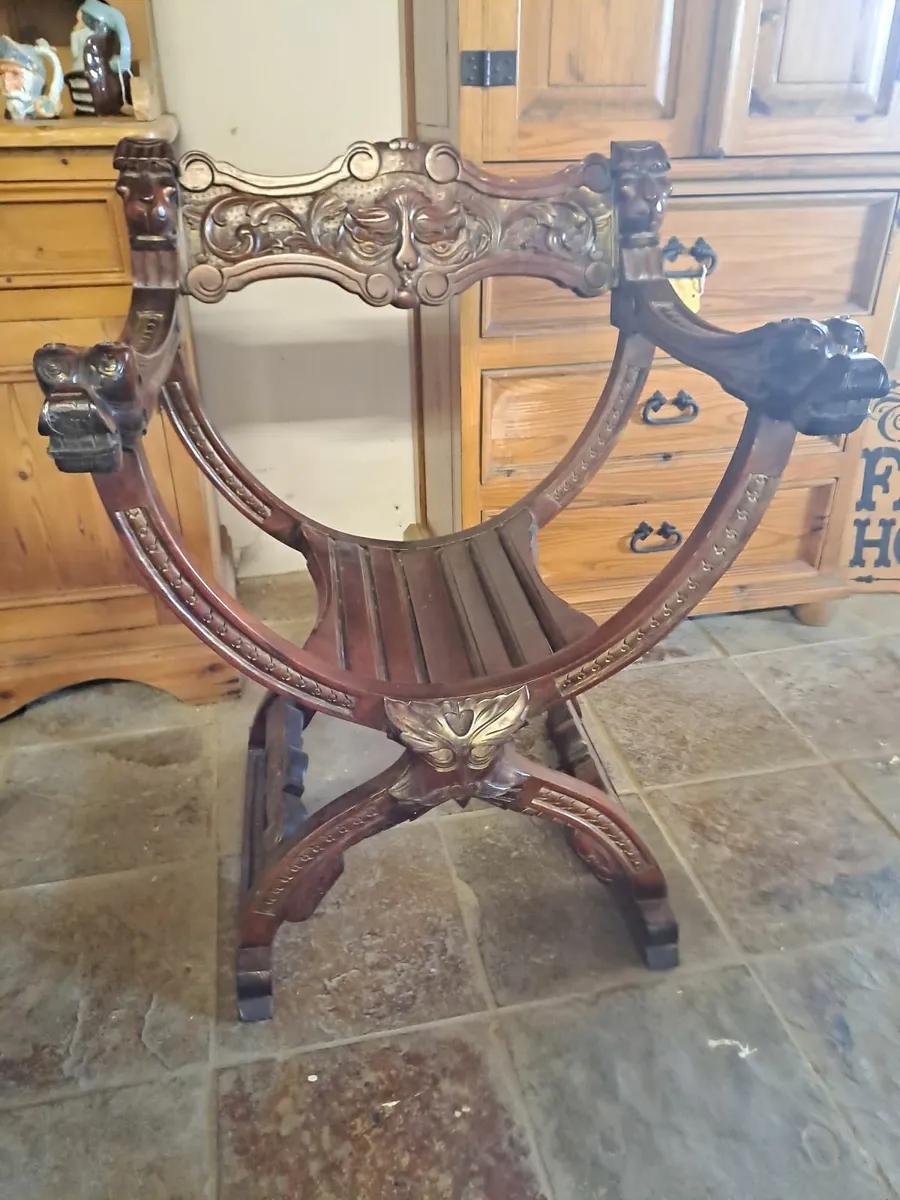 Pair vintage Italian savonarola chairs - Image 3