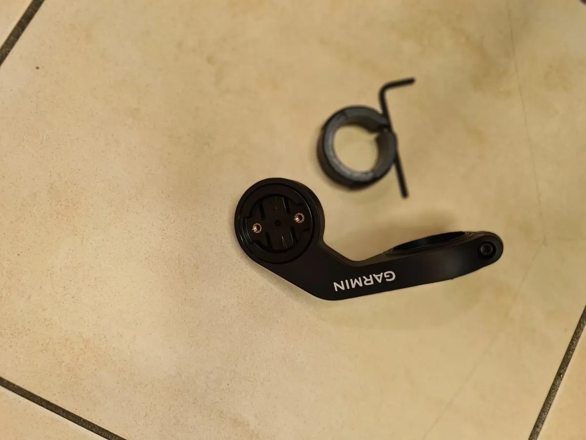 New Garmin out front mount. - Image 1