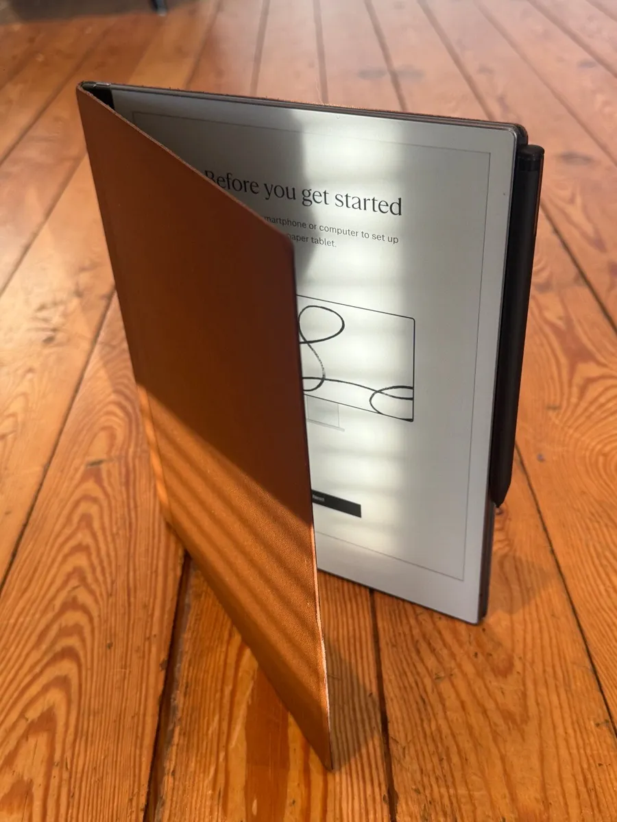 Remarkable 2 + Marker Plus + Leather Folio - Image 1