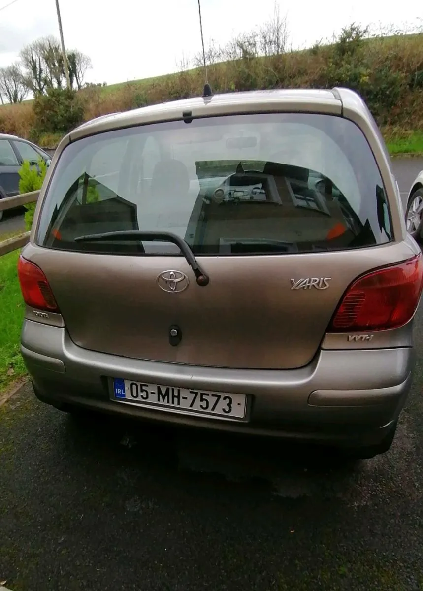 Toyota Yaris - Image 2
