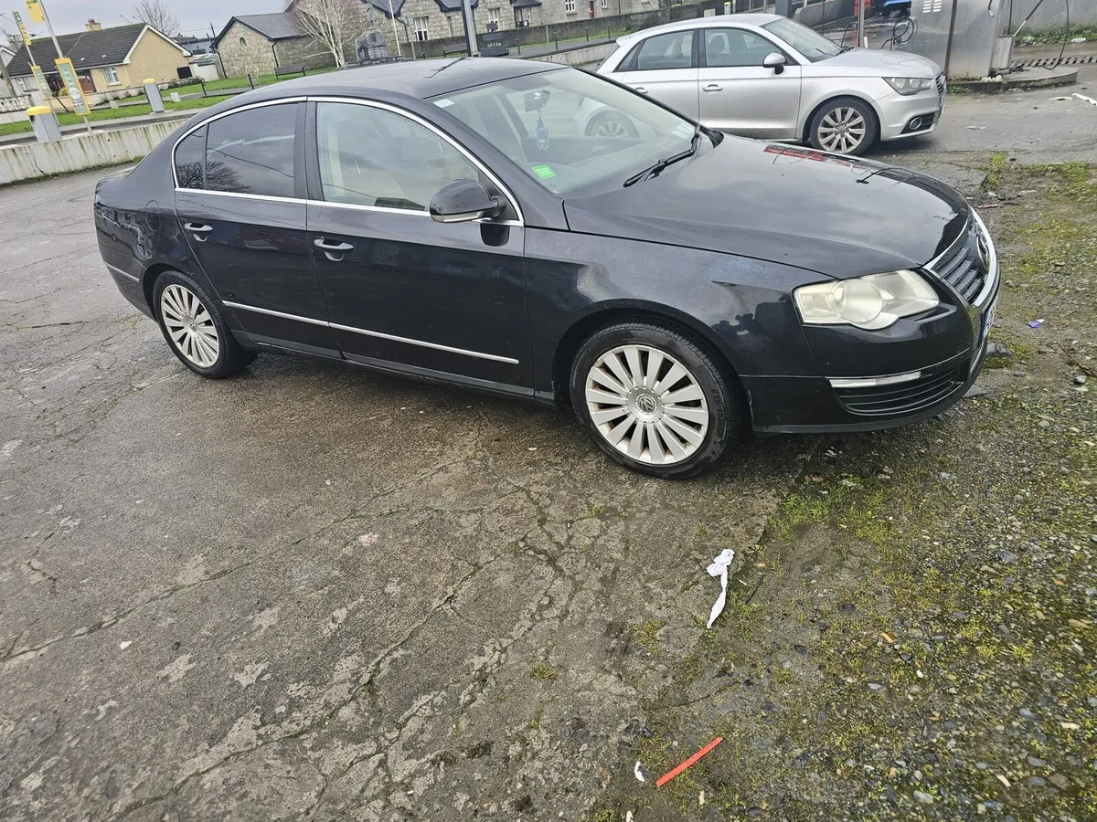 08 Volkswagen Passat - Image 3